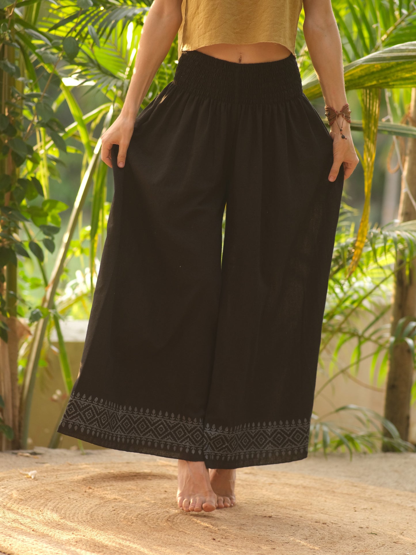 Medusa Palazzo Pants - Black